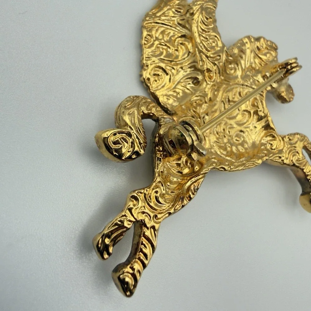 1928 Jewelry Pegasus Winged Horse Brooch Gold Tone Rhinestone Pin